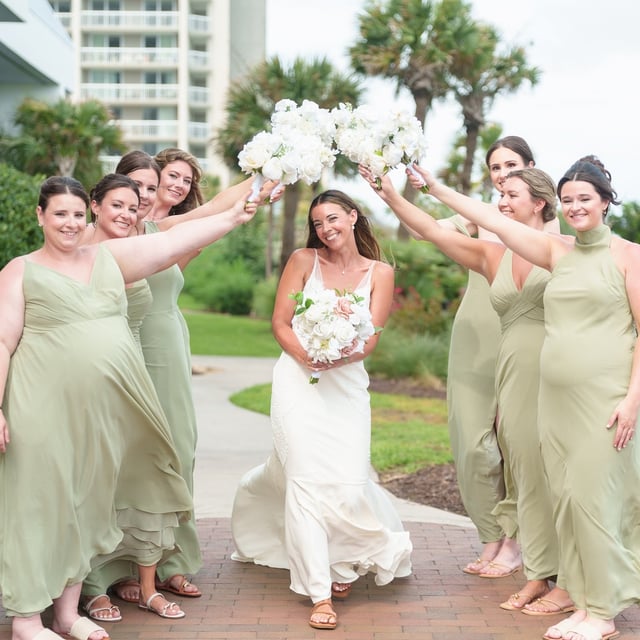 Congrats to Amanda and Thomas. We had a great crew for their wedding at the Embassy Suites and…