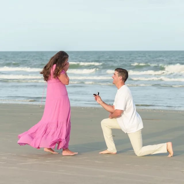 A #sneekpeek from my second surprise proposal in a row. They were staying in a beautiful beach house…