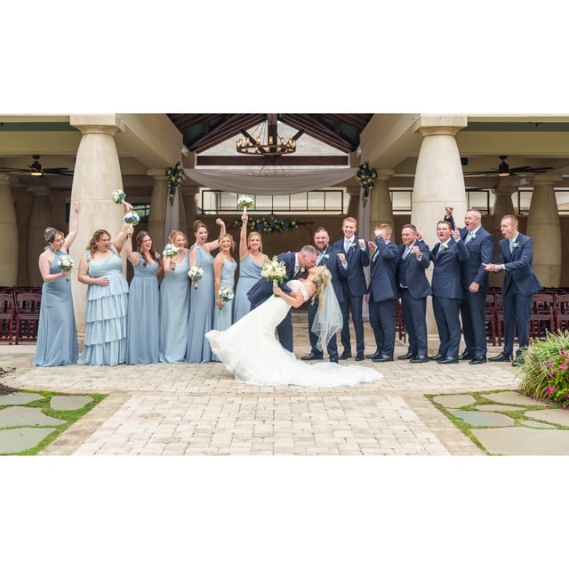 We had a lot of rainy and cloudy wedding days recently, but the backgrounds at @21maineventsnorthbeach are always…