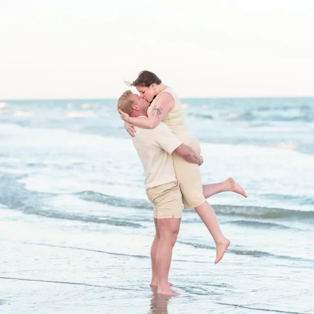 We had a beautiful evening for this couple's engagement pictures at the Seawatch Resort in Myrtle Beach. I…