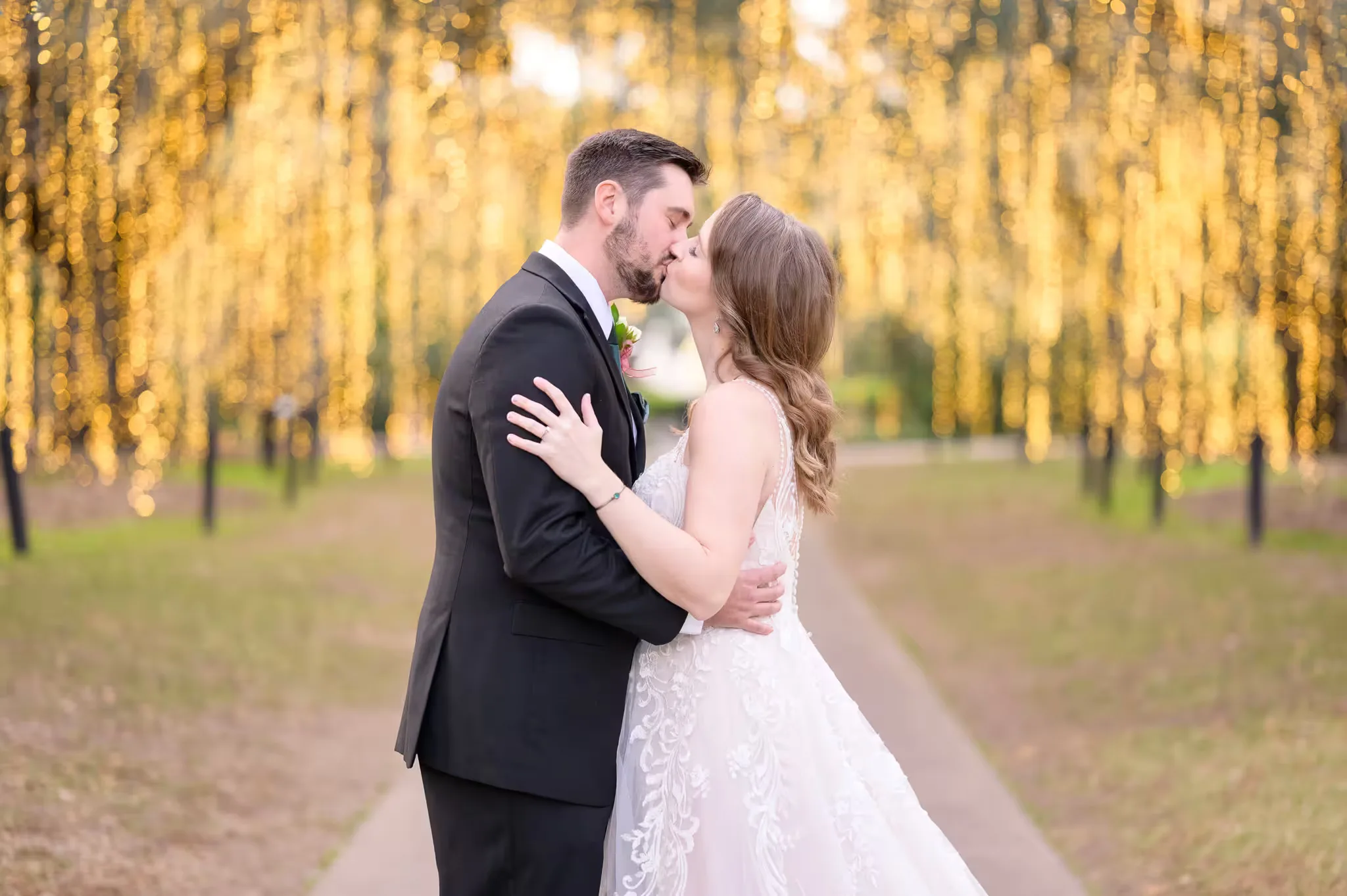 Kiss on the Oak Allee - Night of a Thousand Candles - Brookgreen Gardens south of Myrtle Beach