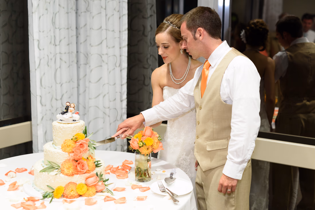 Cake cutting - Hilton Myrtle Beach Resort at Kingston Resorts