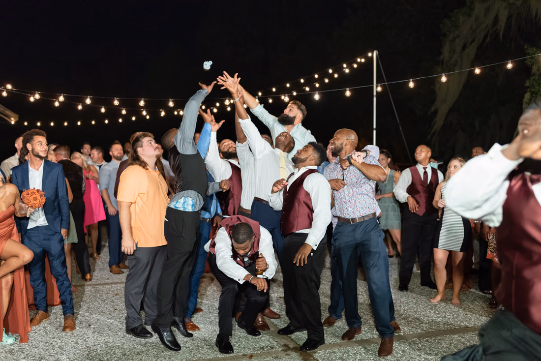 Catching the garter - Magnolia Plantation - Charleston, SC