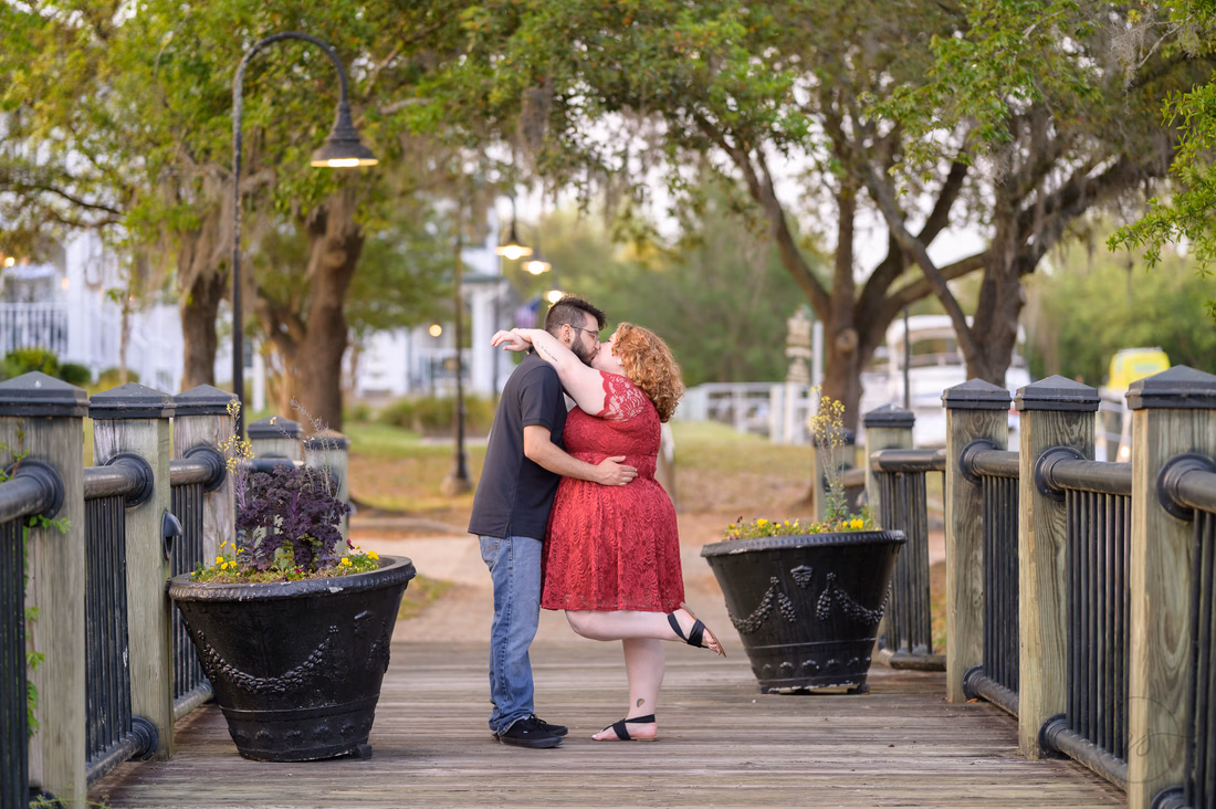 Kiss on the bridge - Conway River Walk