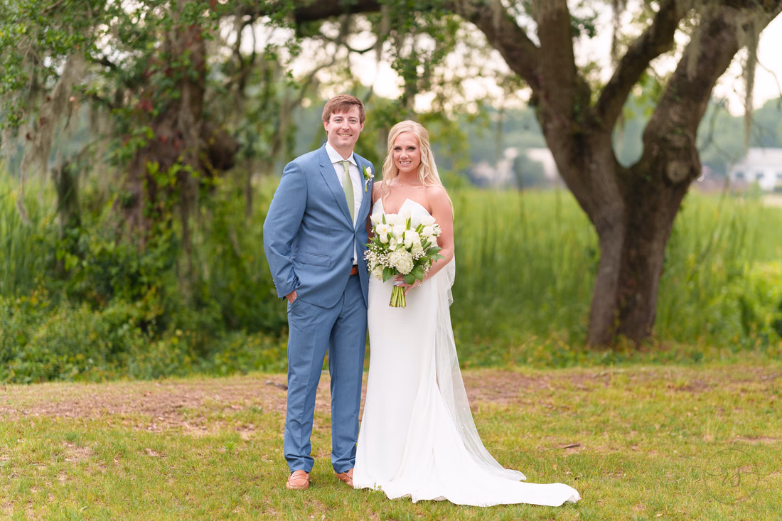 Portraits under the oaks with the sun peeking out - Pawleys Plantation