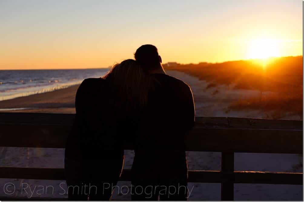 Couple in the Sunset silhouette