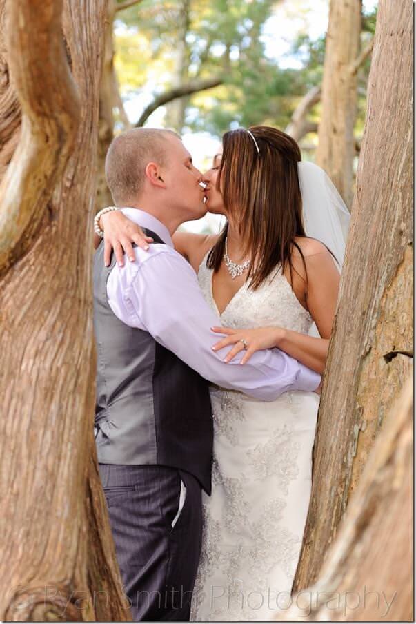 Kissing through the oak tree - Myrtle Beach State Park