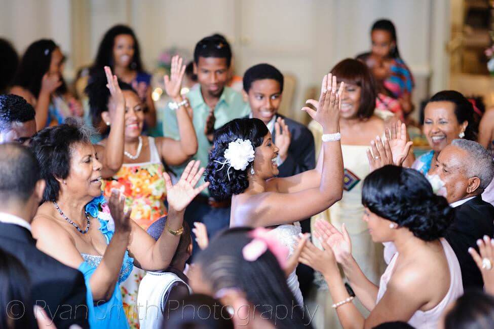 Fun ethiopian style dancing at the weding