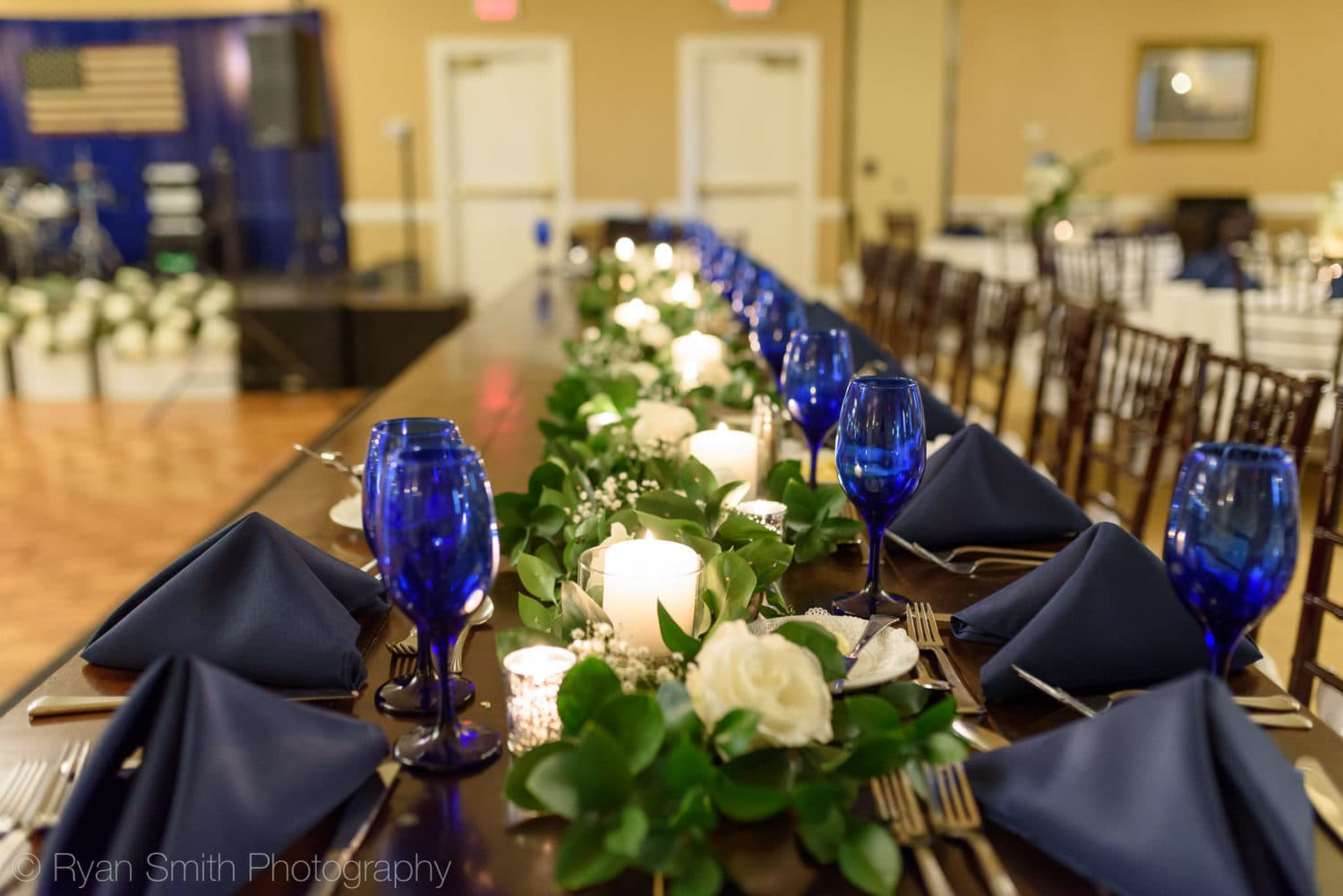 Long wooden table for bridal party - Pawleys Plantation