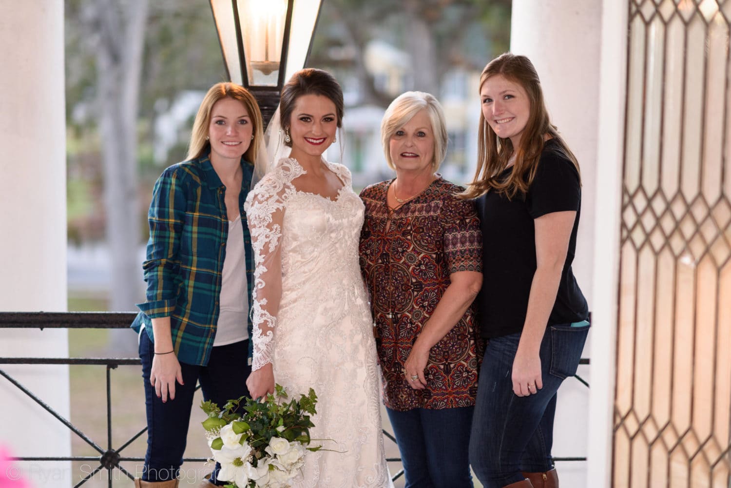 Bridal portrait support group - Rosewood Manor, Marion