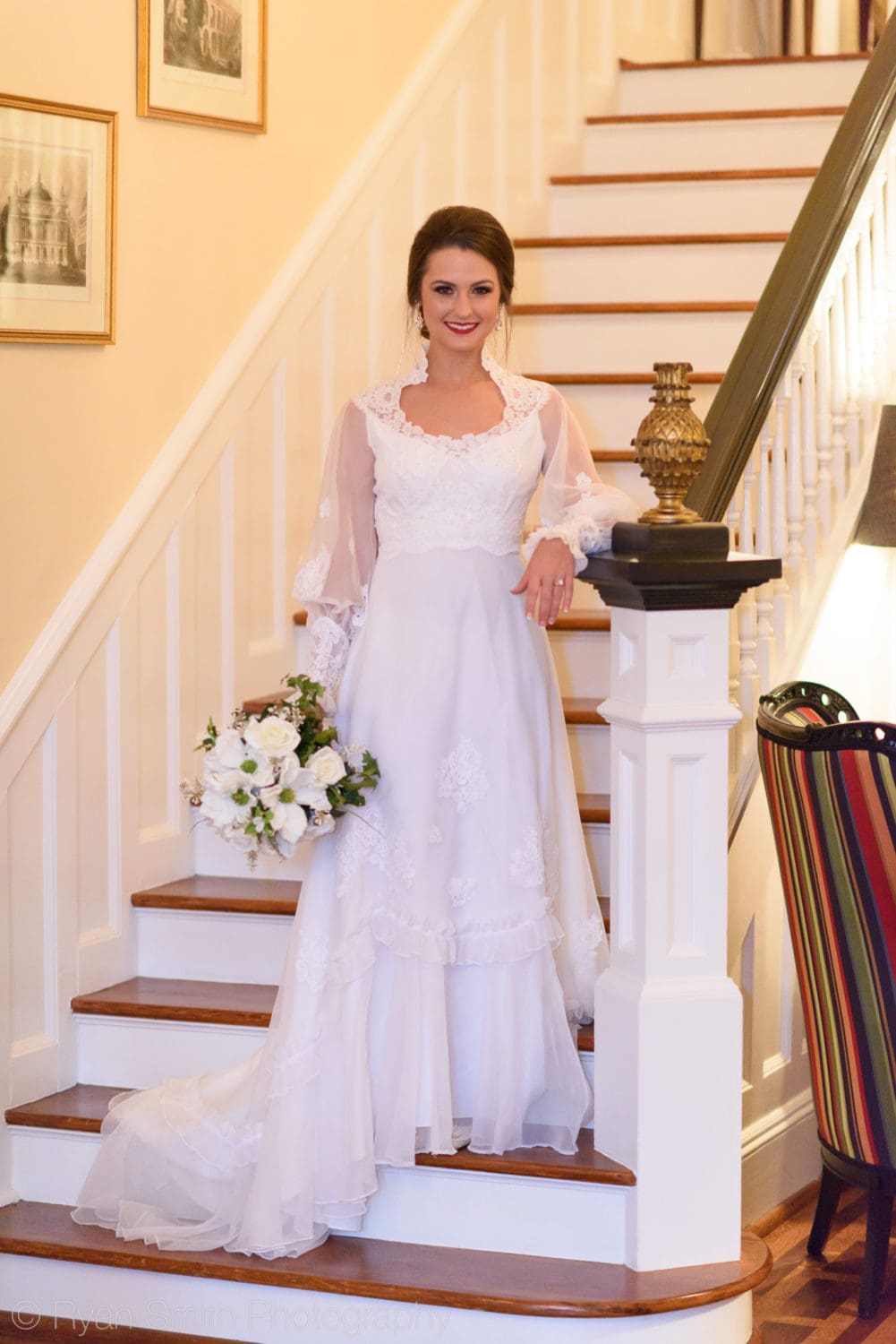 Bride in mothers dress - Rosewood Manor, Marion