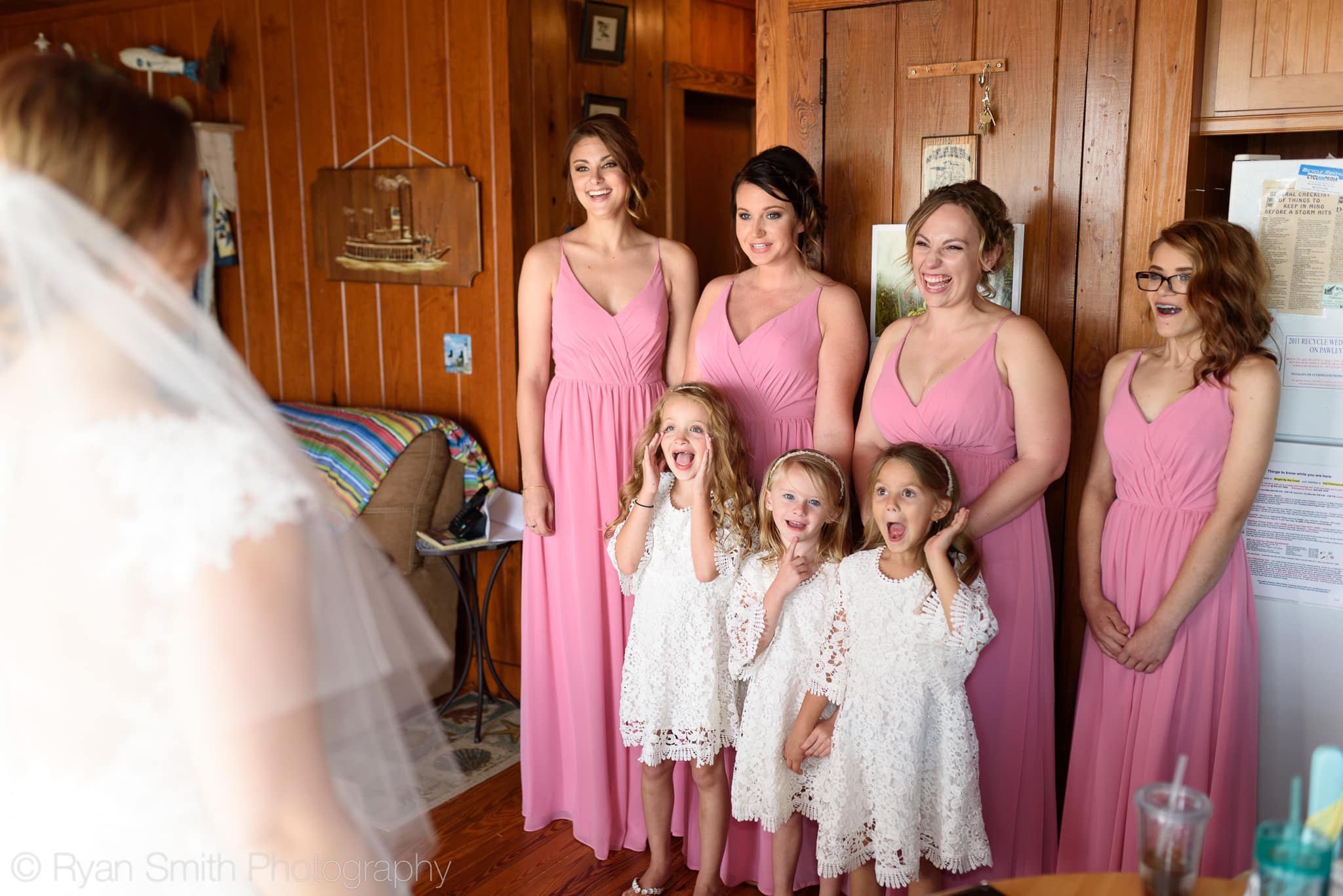 Girls seeing bride for the first time - Pawleys Island