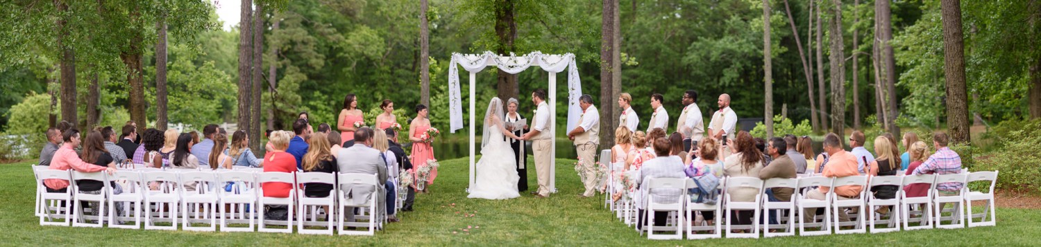 Panorama of ceremony by the lake - Wildberry Farm