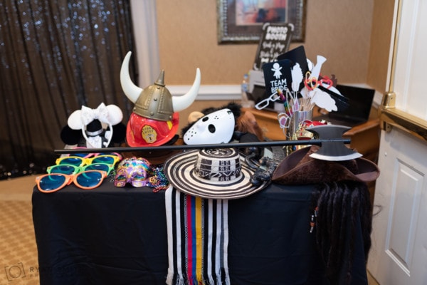 Photo booth prop table 