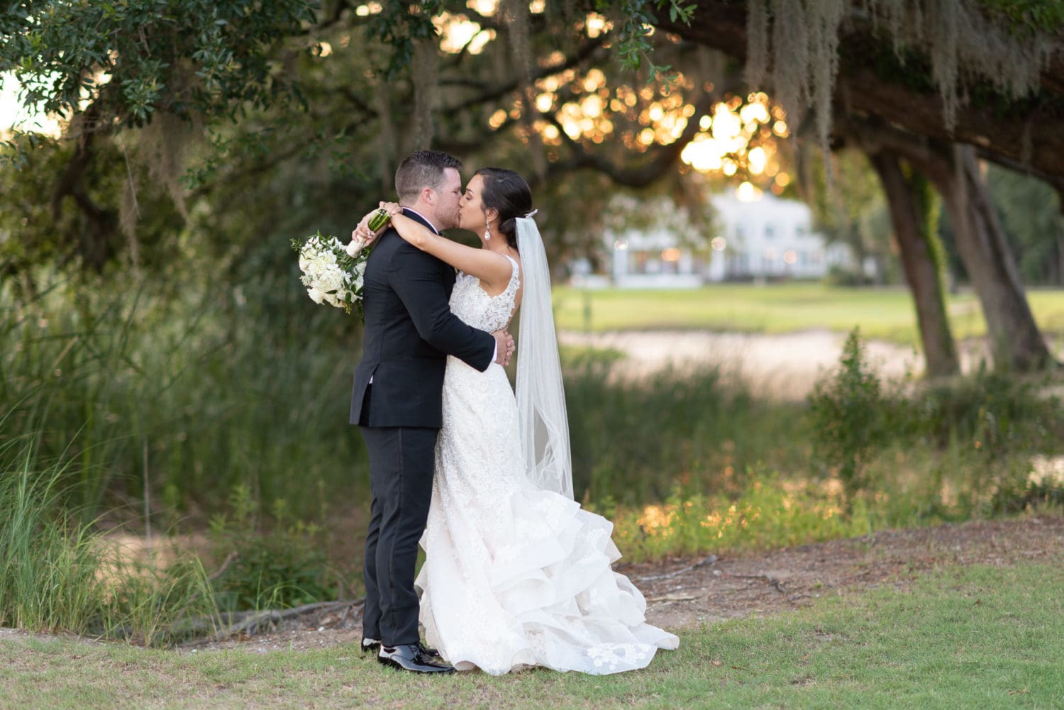 Kiss in the sunset with a great balanced composition to the picture Pawleys Plantation
