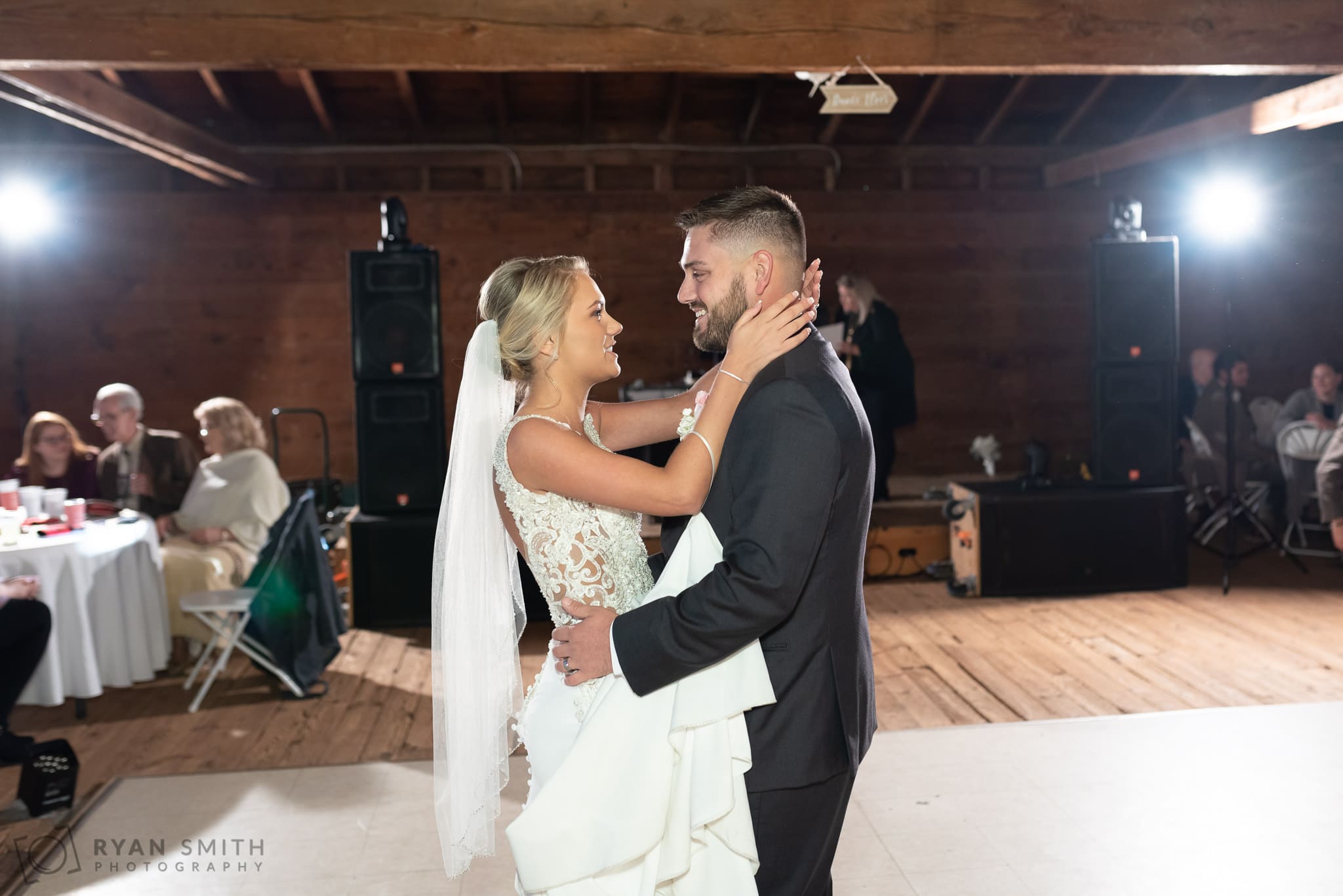 First dance with the bride and groom - Peanut Warehouse - Conway