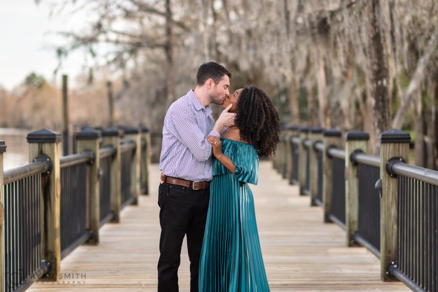 Kiss under the moss on the boardwalk - Conway Riverwalk