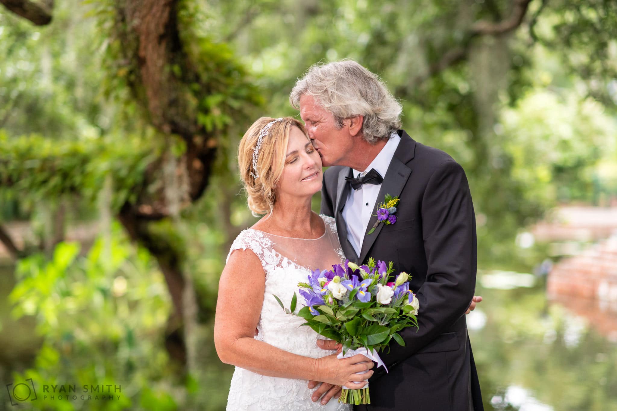 Kiss on the cheek - Diana of the Chase Pool - Brookgreen Gardens