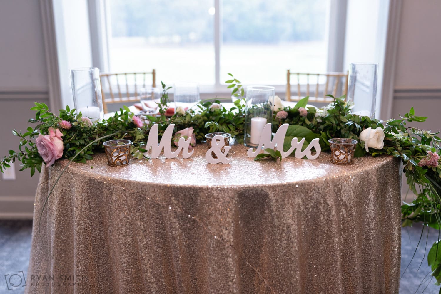 Mr and Mrs table details - Litchfield Country Club
