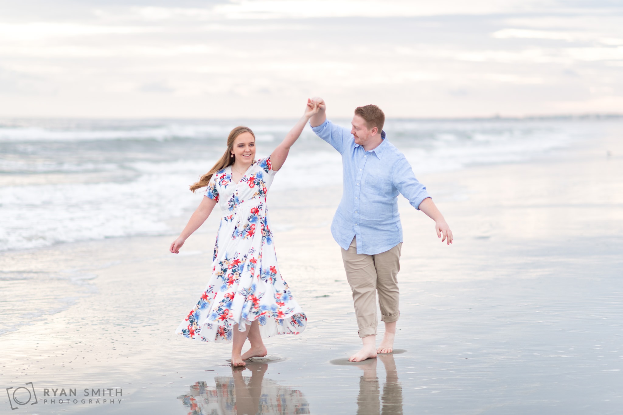 Beautiful winter sunset for engagement pictures - Huntington Beach State Park