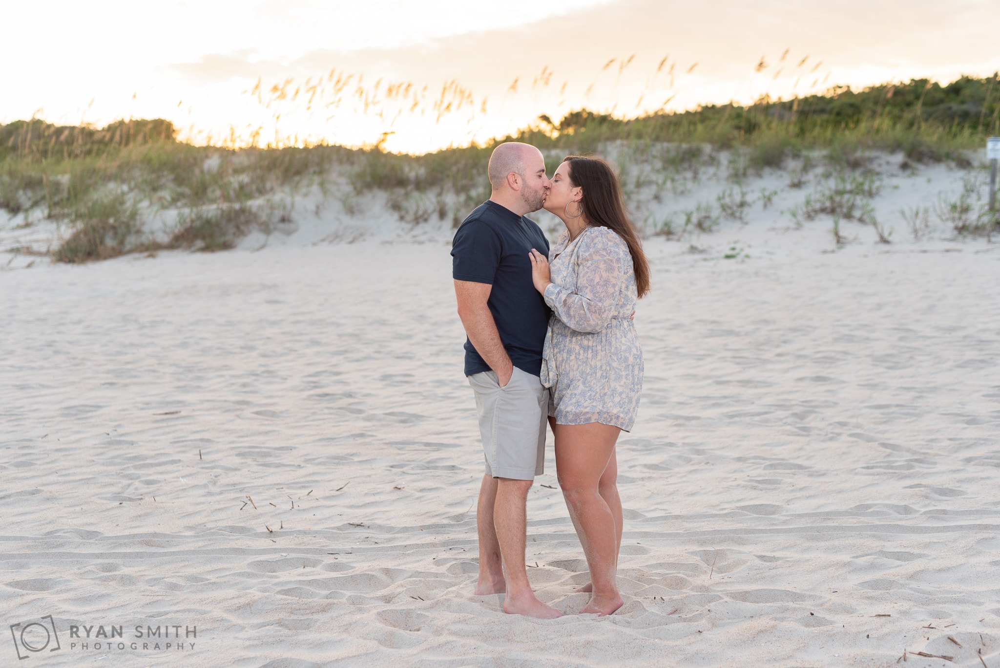 Kiss in the sunset - Huntington Beach State Park