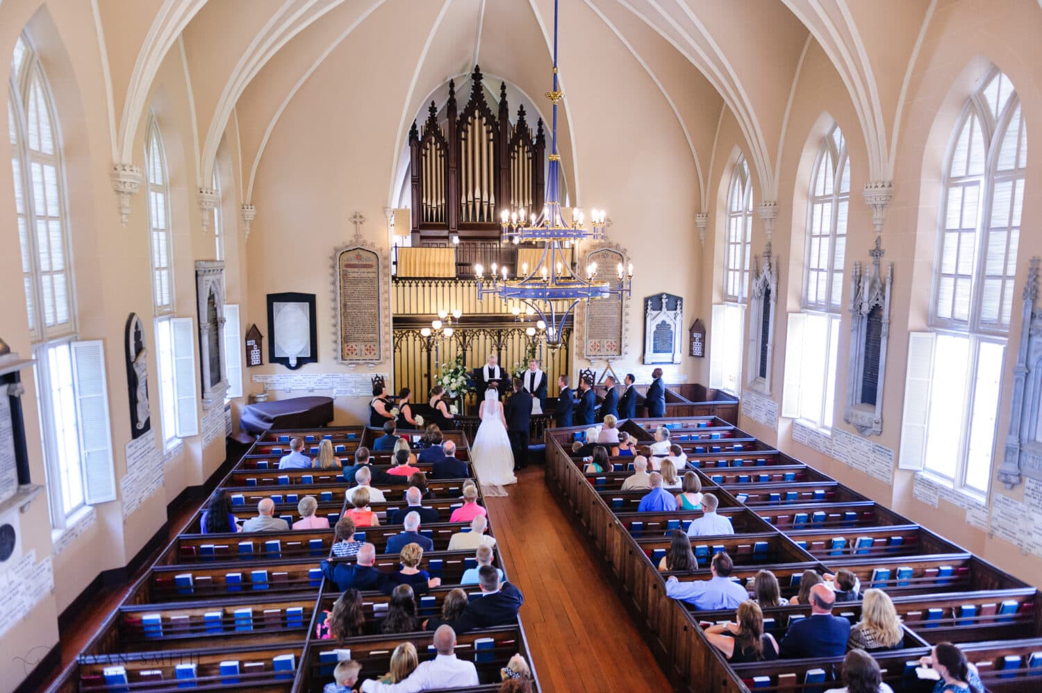 Ceremony from the balcony - French Huguenot Protestant Church