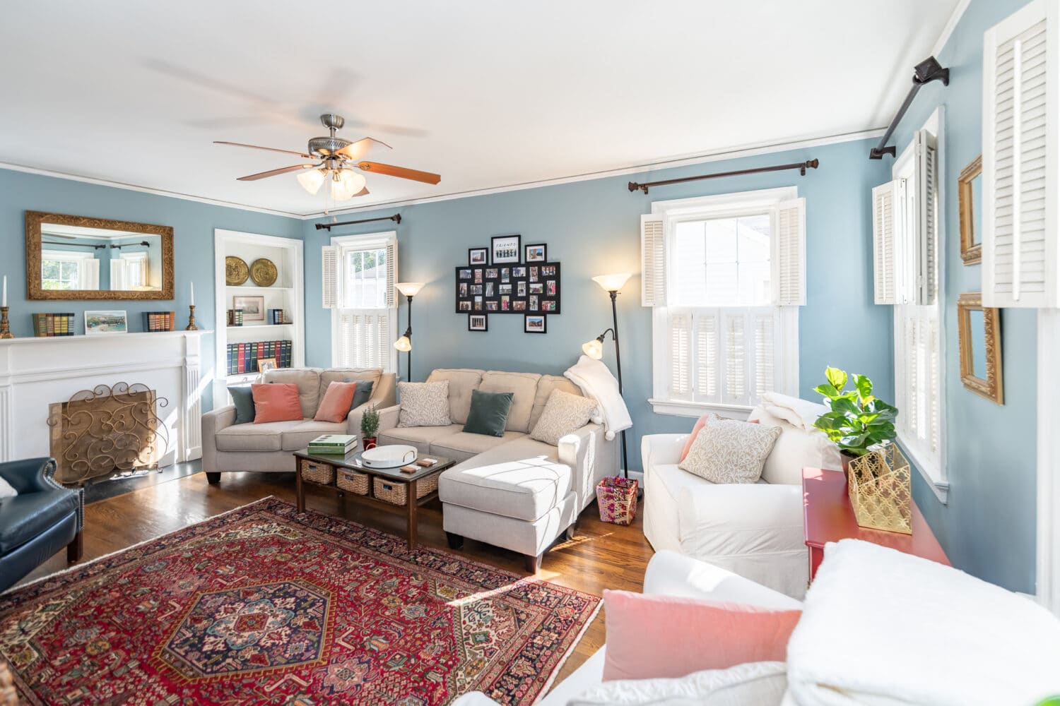 Photography of living room with lots of windows - Florence, SC