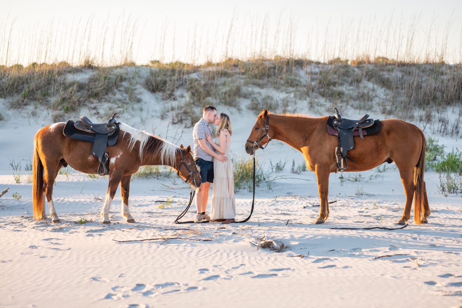 Kiss after private horseback ride on the beach - Inlet Point Plantation - Little River