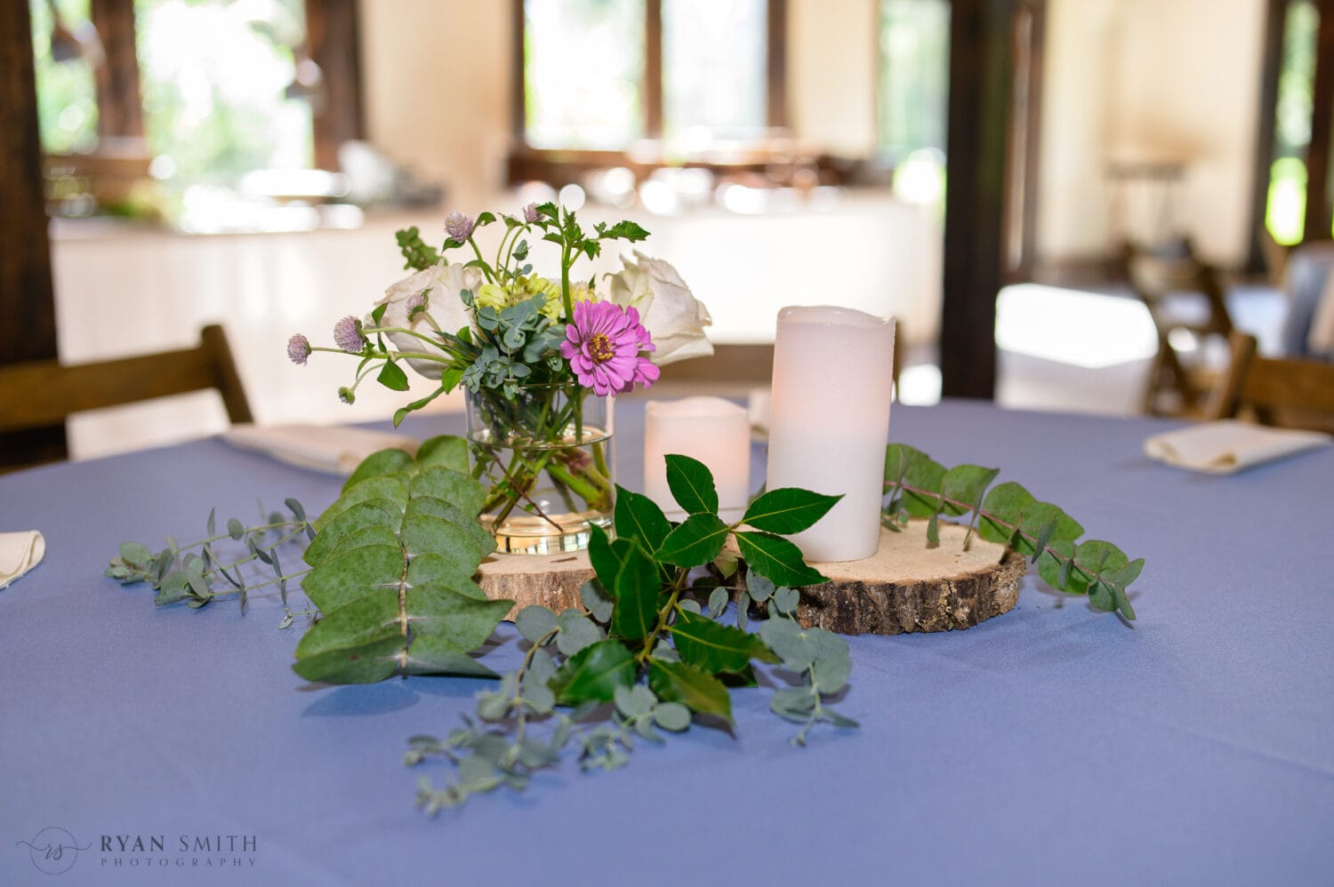 Table details - Magnolia Plantation