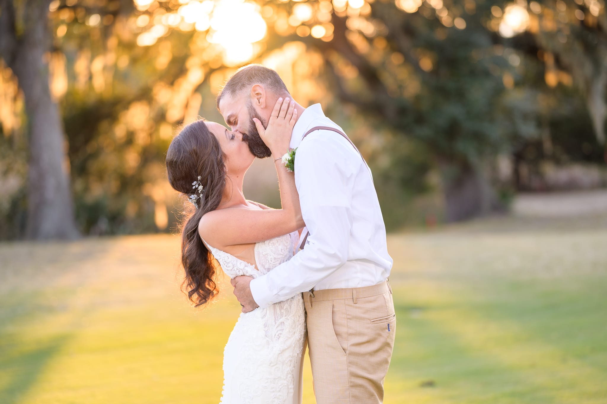 Kiss backlit by the sunset - Pawleys Plantation