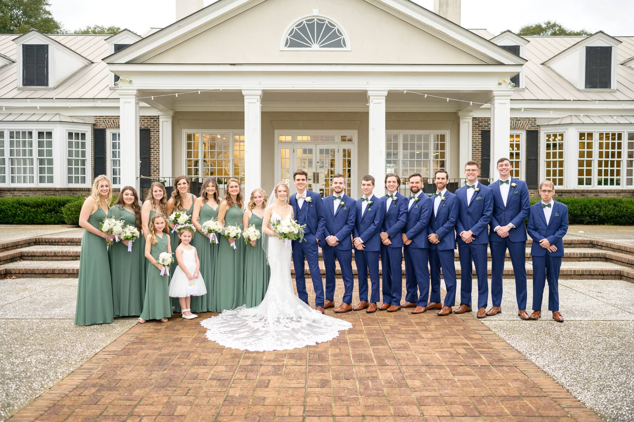 Bridal party behind the clubhouse - Pawleys Plantation Golf & Country Club