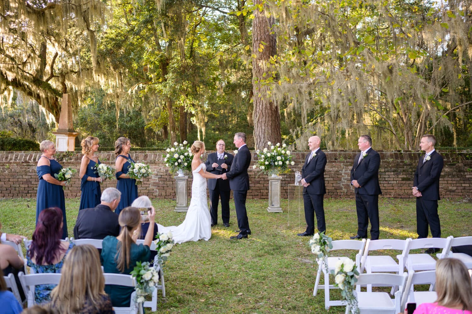 Beautiful ceremony under the mossy oaks - Safe Harbor Reserve Harbor Yacht Club