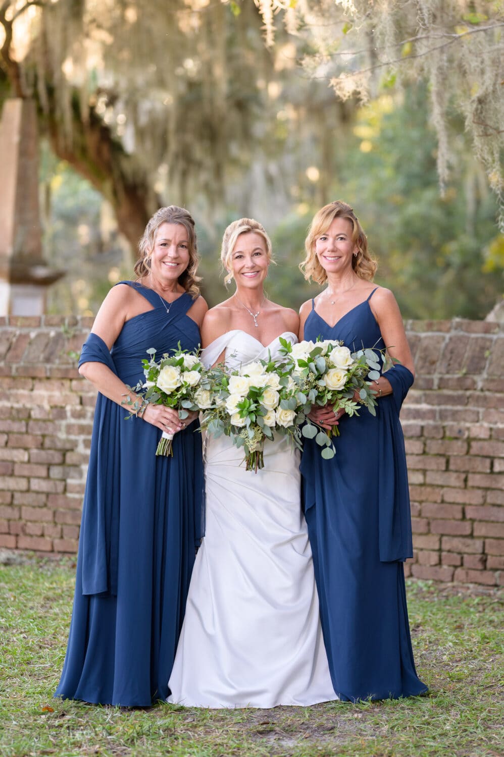 Bride and her sisters - Safe Harbor Reserve Harbor Yacht Club