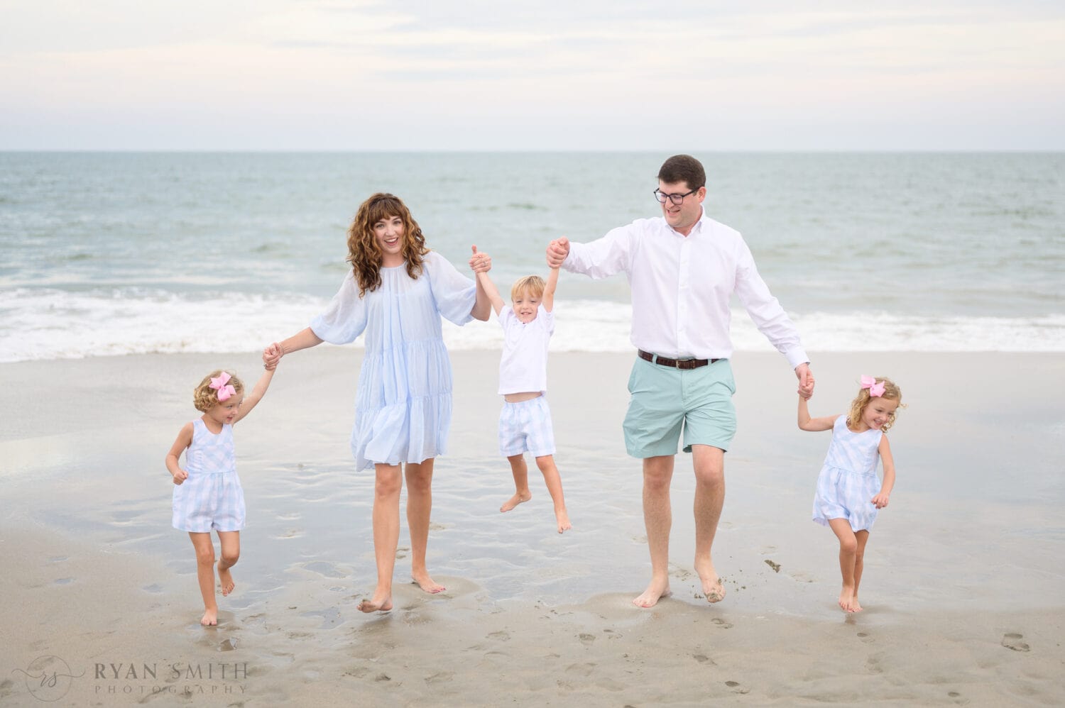 Family pictures by the ocean - Huntington Beach State Park