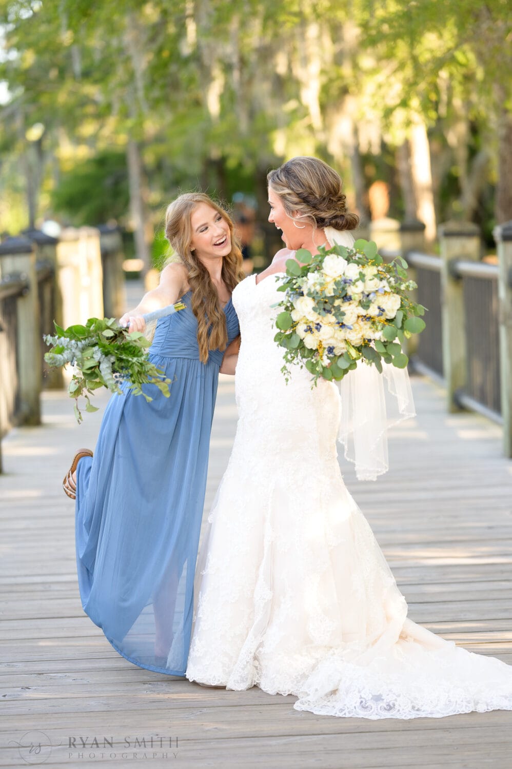 Fun pictures with each bridesmaid - The Conway Riverwalk