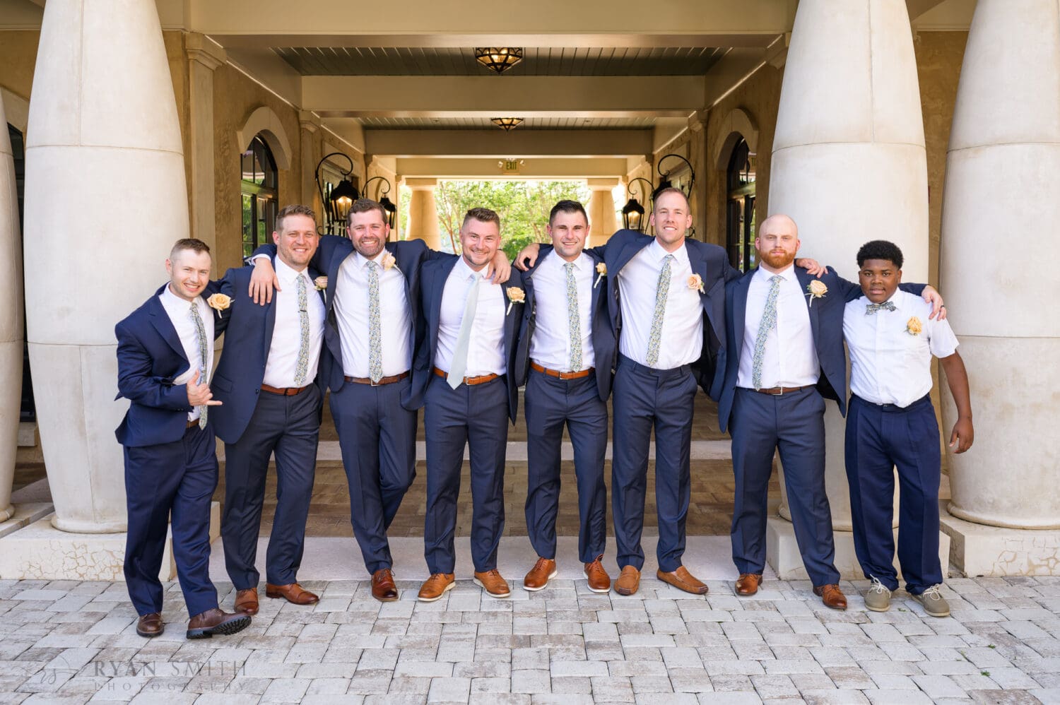 Casual picture with the groomsmen - 21 Main Events