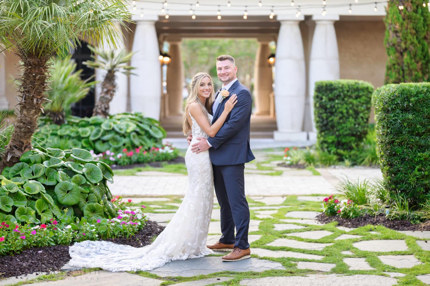 Romantic portraits in the beautiful courtyard foliage of the bride and groom - 21 Main Events