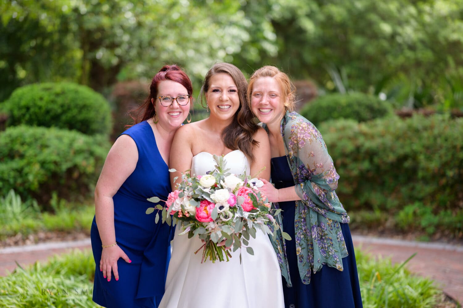 Bride having fun with the girls - Pine Lakes Country Club