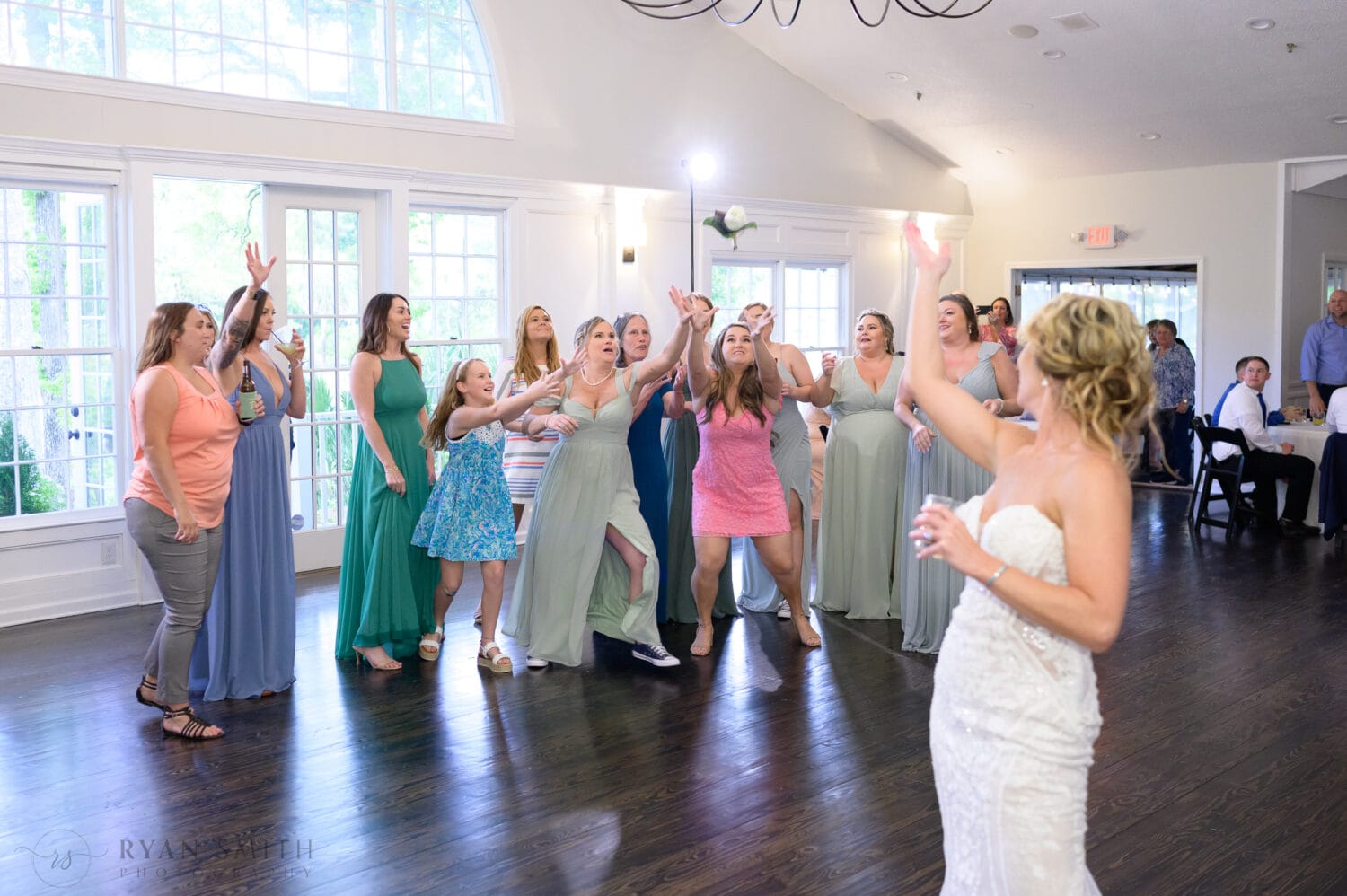 Catching the bouquet - The Village House at Litchfield