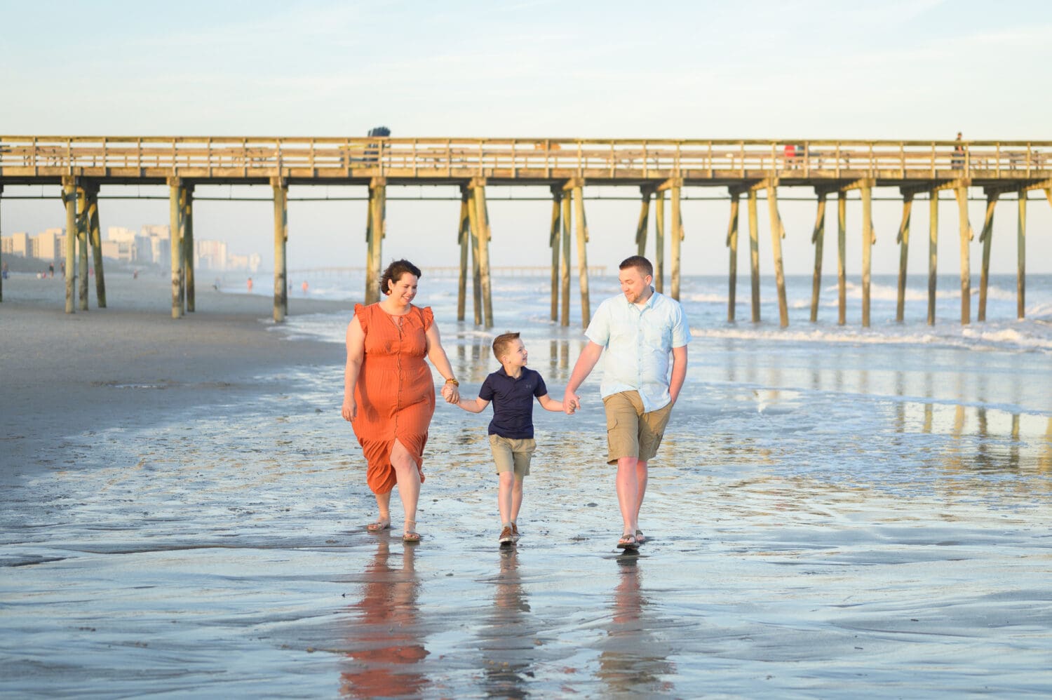 Family pictures in the Spring on the beach - Myrtle Beach State Park