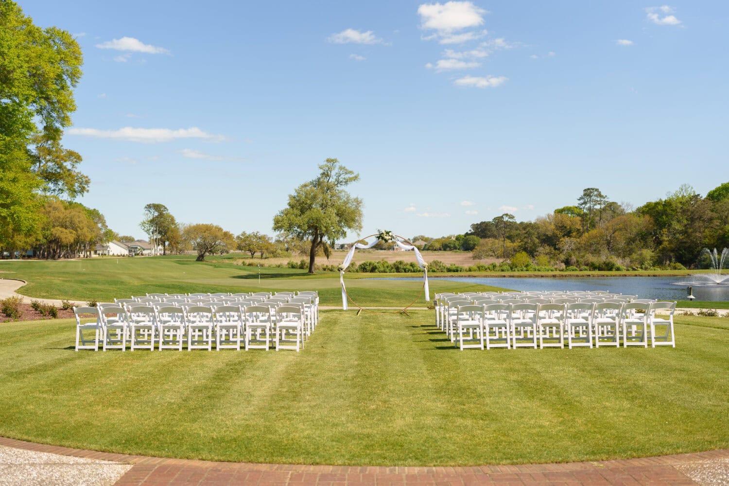 Ceremony location on the lawn - Pawleys Plantation