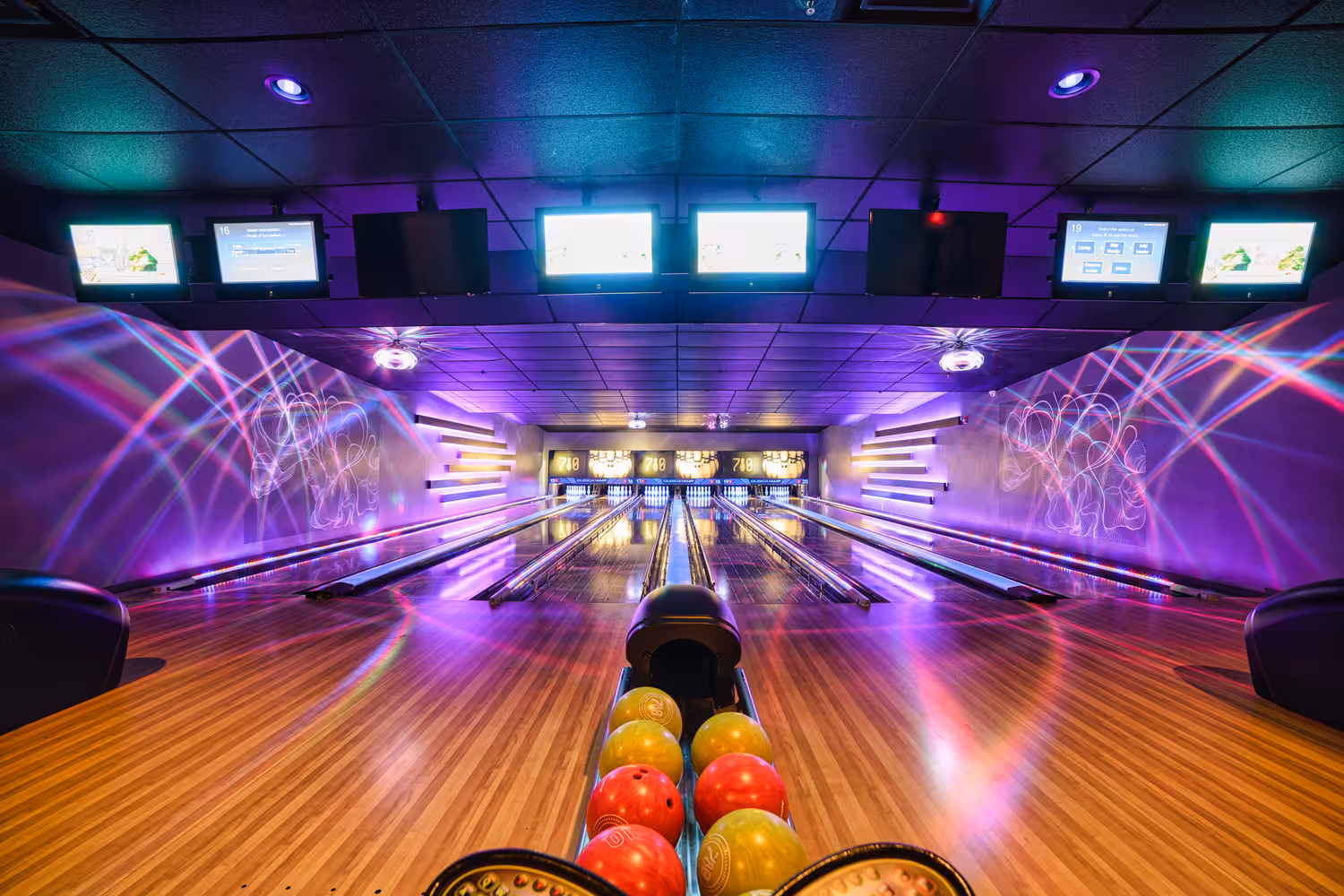 Long Exposure, ultra-wide lenses, and small apertures give 810 Bowling & Billiards a unique look.